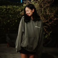LOGO - oversized hoodie sweater (vintage olive and cream)