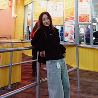 APEOTF - oversized cropped sweater (black and white)