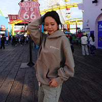 LOGO - oversized hoodie sweater (vintage dune and cream)